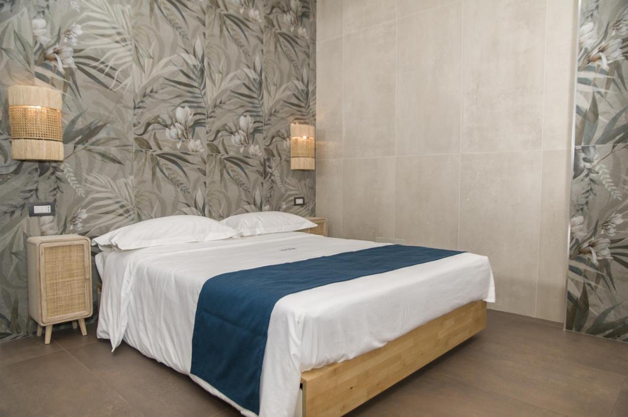 Suite 18 Luxury Apartments Bari Luaran gambar