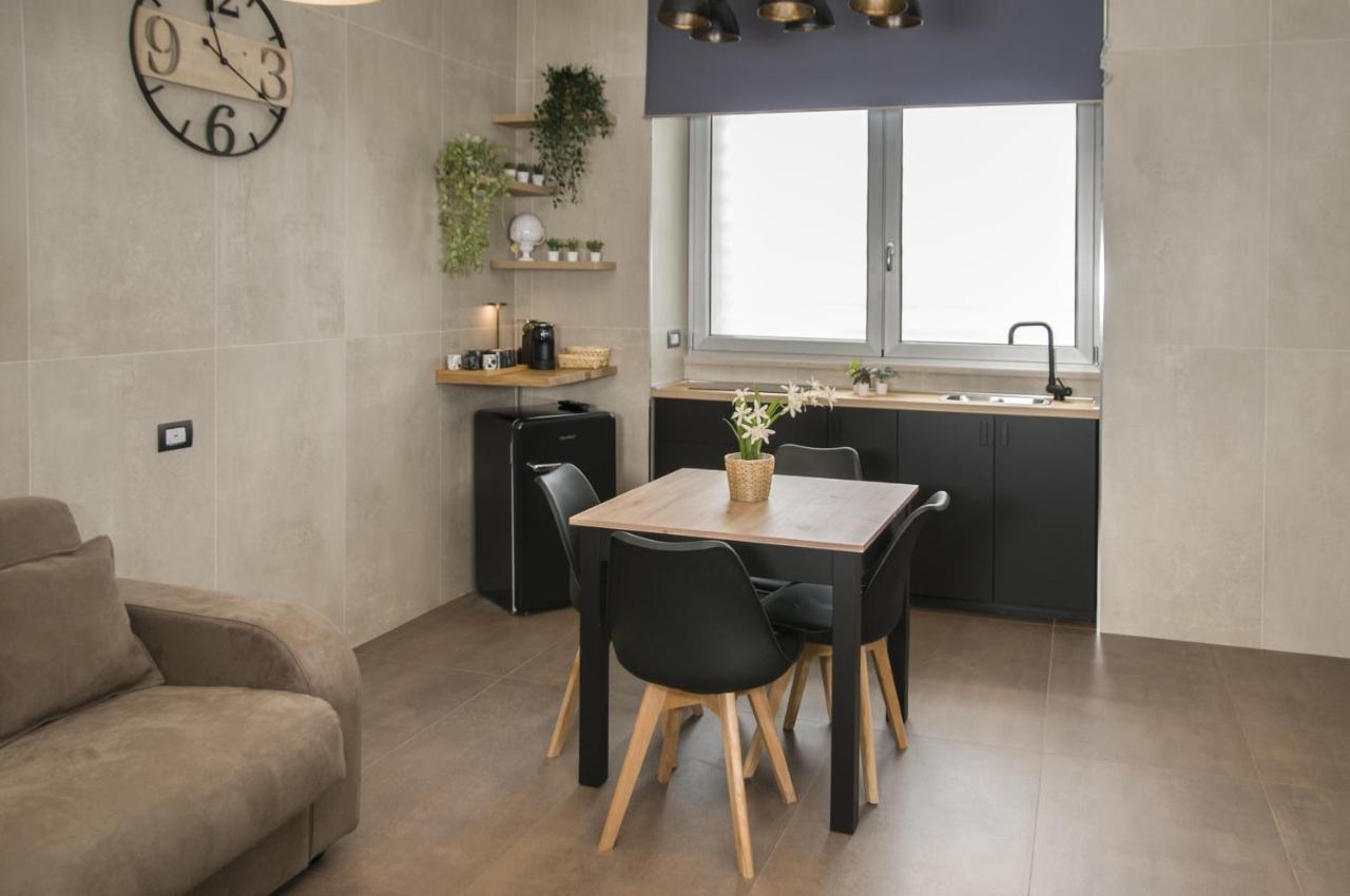 Suite 18 Luxury Apartments Bari Luaran gambar