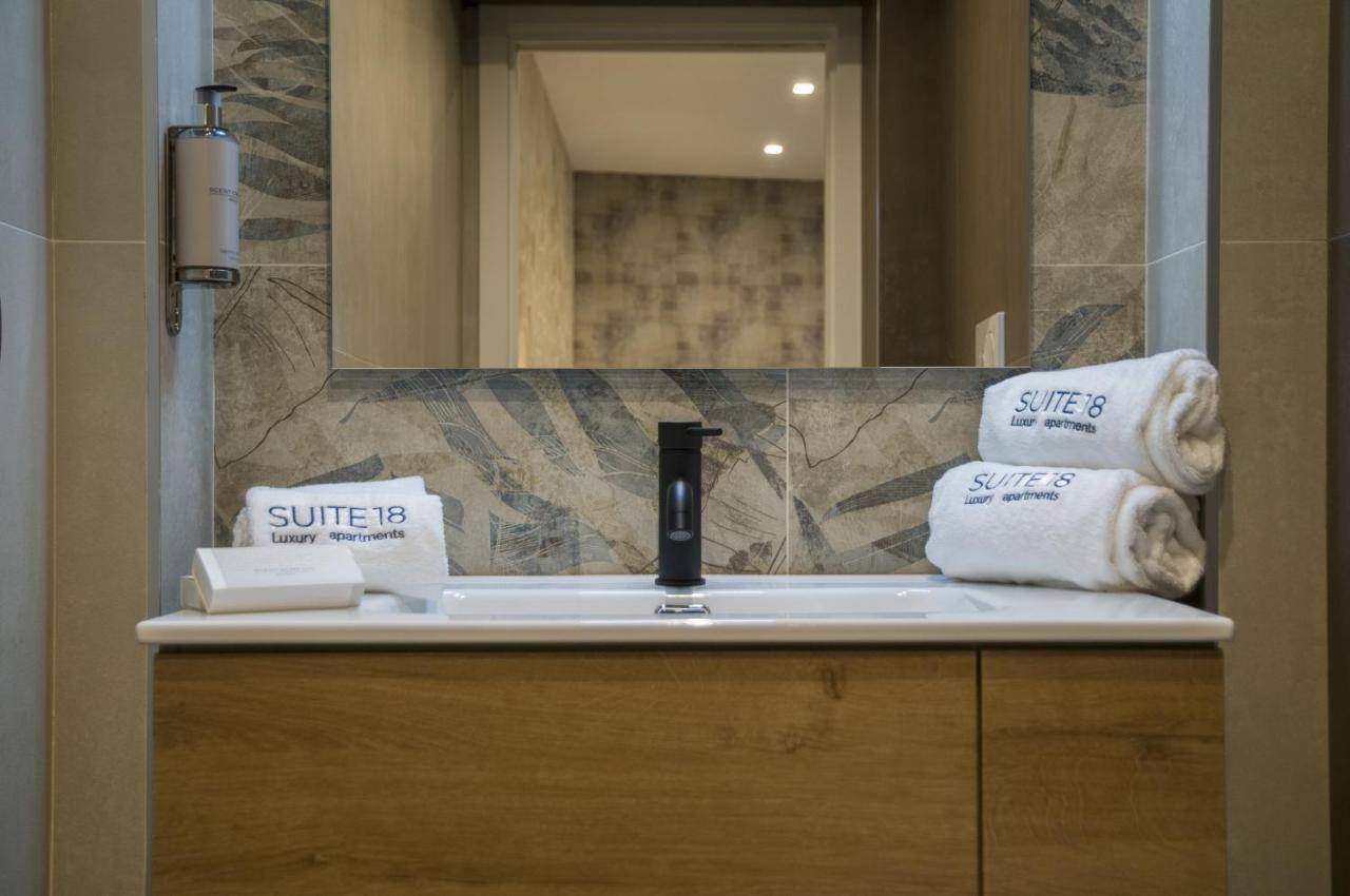 Suite 18 Luxury Apartments Bari Luaran gambar
