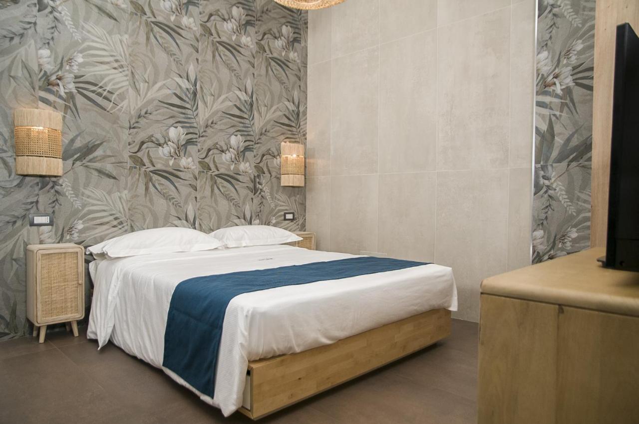 Suite 18 Luxury Apartments Bari Luaran gambar