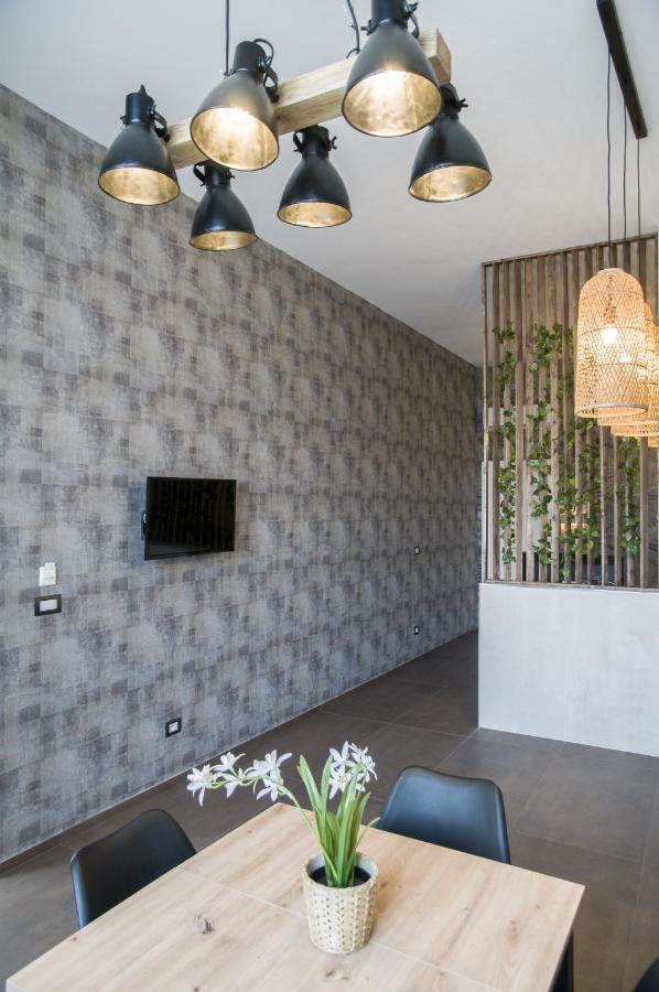 Suite 18 Luxury Apartments Bari Luaran gambar