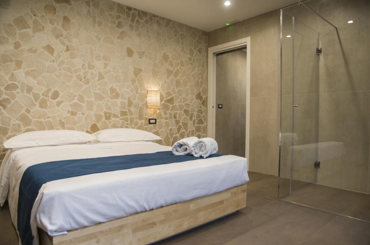 Suite 18 Luxury Apartments Bari Luaran gambar