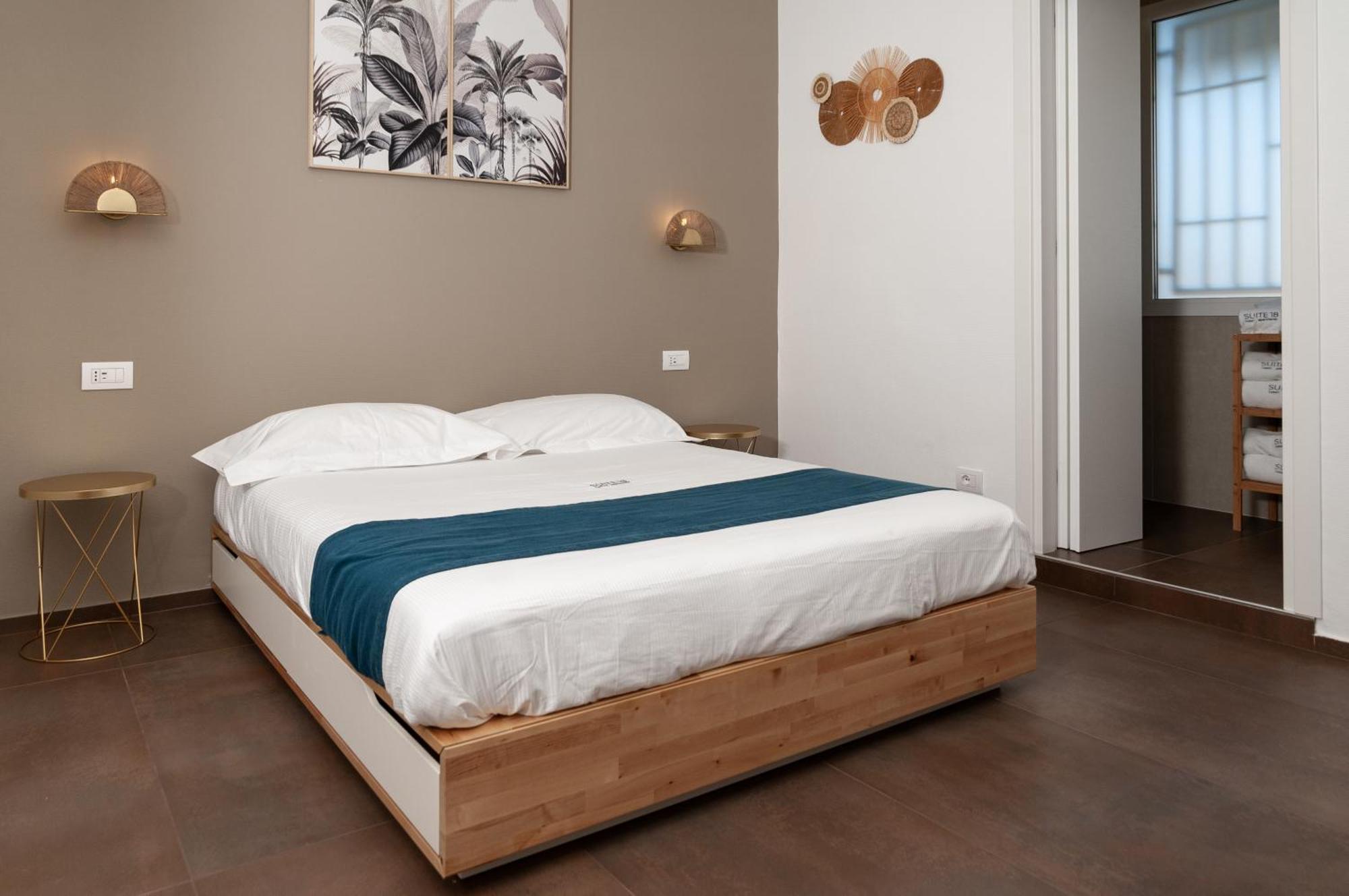 Suite 18 Luxury Apartments Bari Luaran gambar